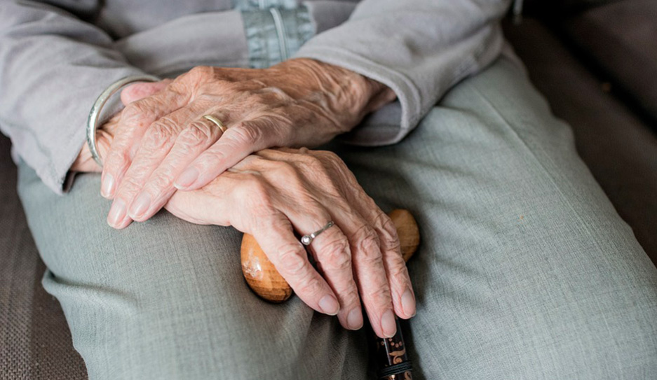 Ничего святого - самой пожилой минчанке, попавшейся на уловки мошенников, исполнилось 104 года