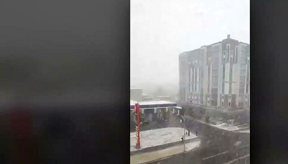 Зимняя сказка в Казахстане - местные жители делятся кадрами снегопада