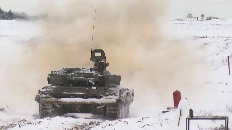 Плановые занятия по огневой подготовке с танковыми подразделениями проходят в 6-й механизированной бригаде