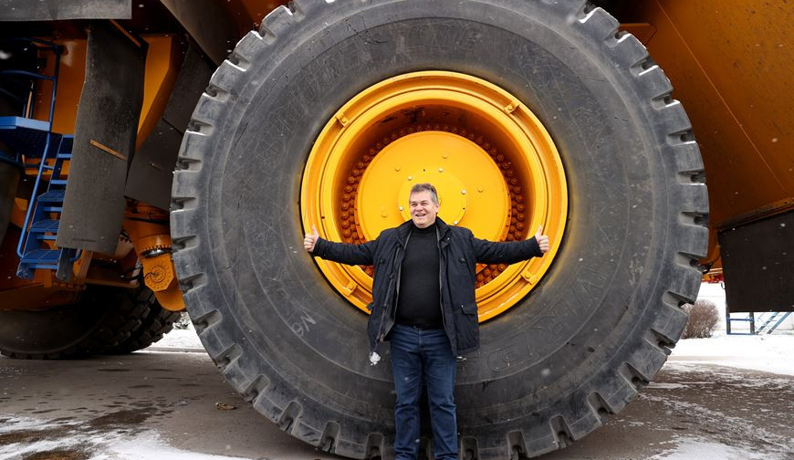 Представители городов-побратимов из Германии: БелАЗ впечатляет мощью белорусского машиностроения
