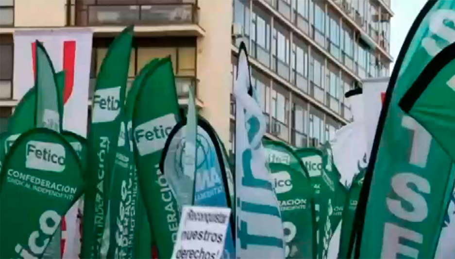 5-тысячный марш в Мадриде - о чем скандировали демонстранты