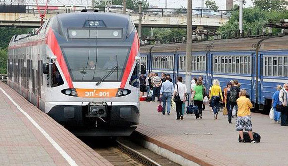 БЖД назначила дополнительный поезд Минск - Витебск - Минск на время Славянского базара