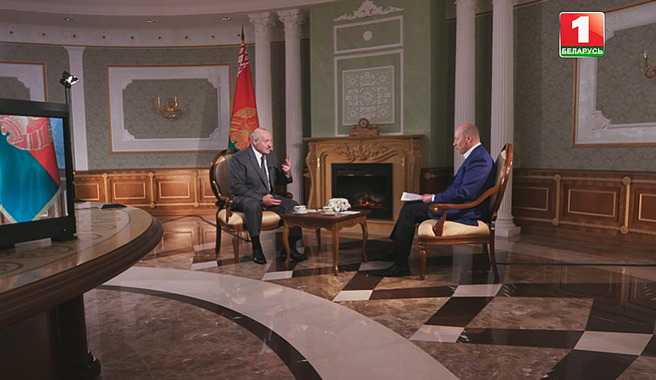 А. Лукашенко: мы сохранили инфекционки, людей и образование