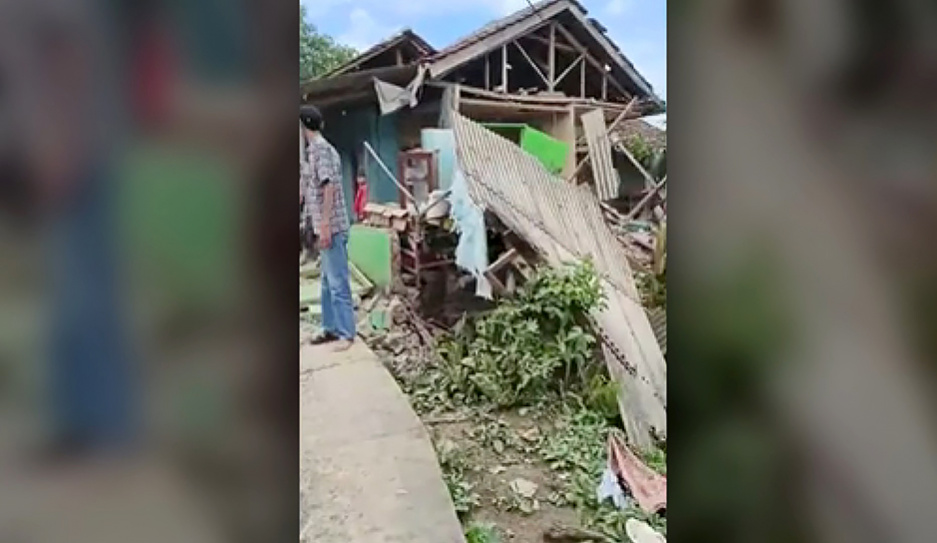 Землетрясение в Индонезии: есть жертвы, возможны и повторные толчки