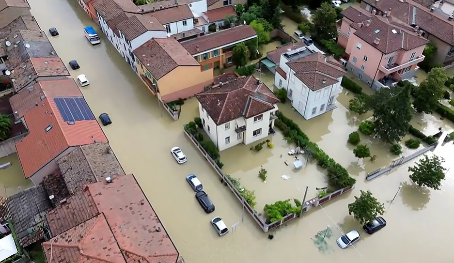 Сильнейшее за сто лет наводнение в Италии 